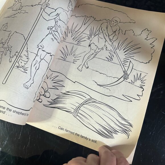 The Bible Coloring Book - Pictures From The Old And New Testaments - 1991 Creati - Picture 9 of 16